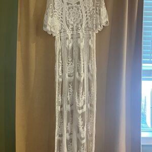 Elegant White Lace Maxi Dress,L